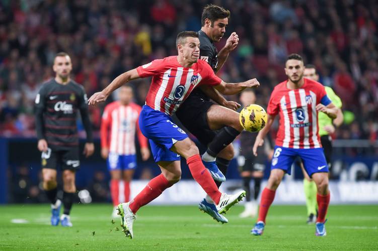 卡巴雷罗：为亚泰降级难过，我很愿意回去带领亚泰重返中超（卡巴雷罗：为亚泰降级痛心，愿回归执教带队重返中超）