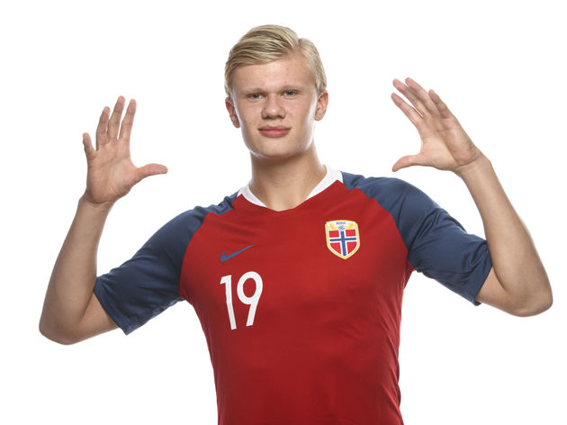 孔蒂：穆里尼奥是一位伟大的教练，球队的责任感在不断增强（孔蒂称穆里尼奥伟大：球队责任感正不断提升）