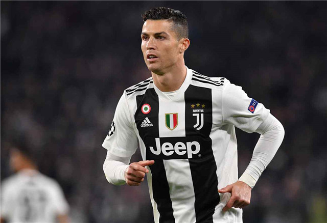 最后6轮5球1助！桑托斯官媒盛赞内马尔：他是桑托斯的王子（近6战5球1助！桑托斯官媒力赞内马尔：球队的王子）