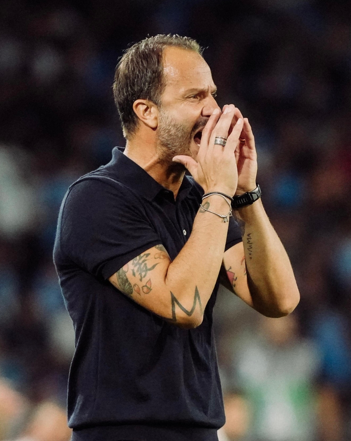 萨尼亚：孔帕尼对曼城有深厚感情，他是瓜迪奥拉接班人（萨尼亚：孔帕尼情系曼城，被视为瓜迪奥拉的接班人）