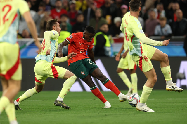 梅州客家凭韧性拿下关键分（梅州客家凭韧劲收获关键一分）