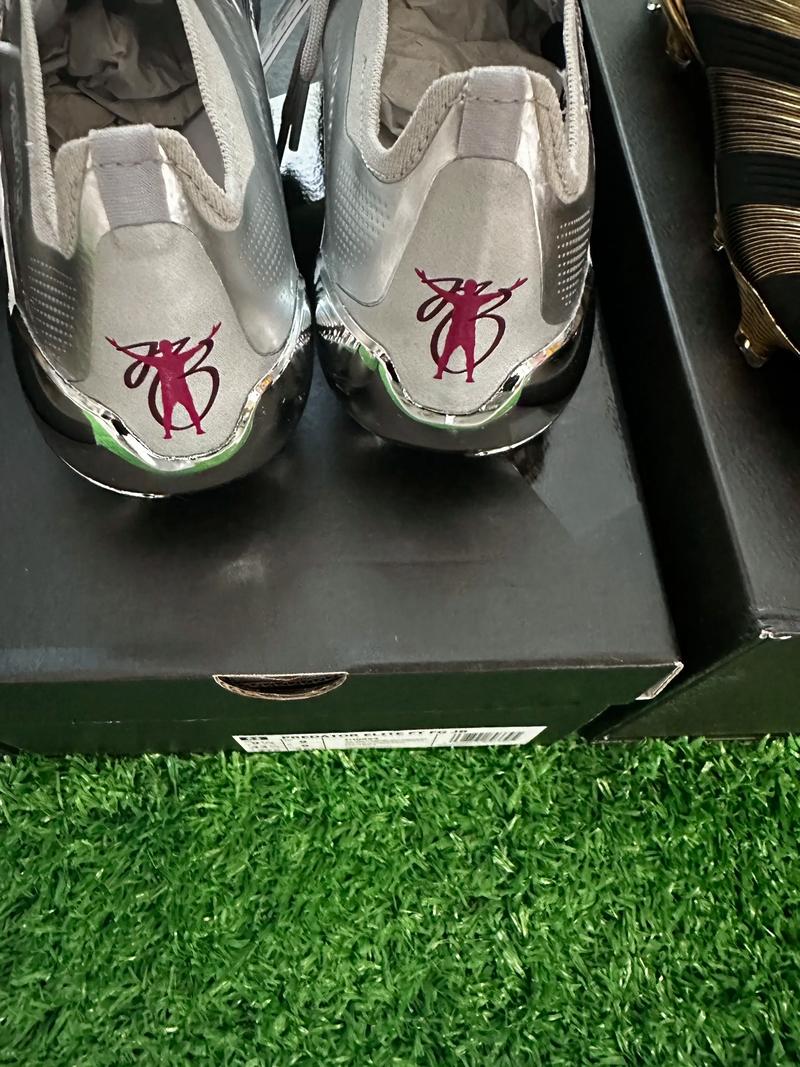 阿斯：贝林厄姆陷状态危机，俱乐部国家队双线遇阻（阿斯：贝林厄姆状态低迷，俱乐部与国家队两线受挫）