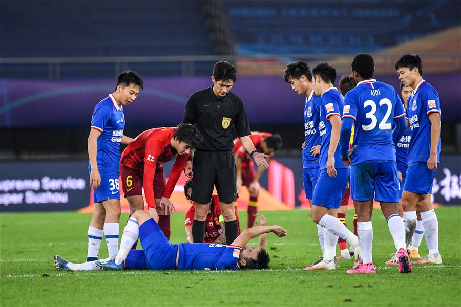 上游新闻：冲超决战，超1500名重庆球迷将在客场为铜梁龙助威（上游新闻：冲超关键战，逾1500名重庆球迷客场力挺铜梁龙）