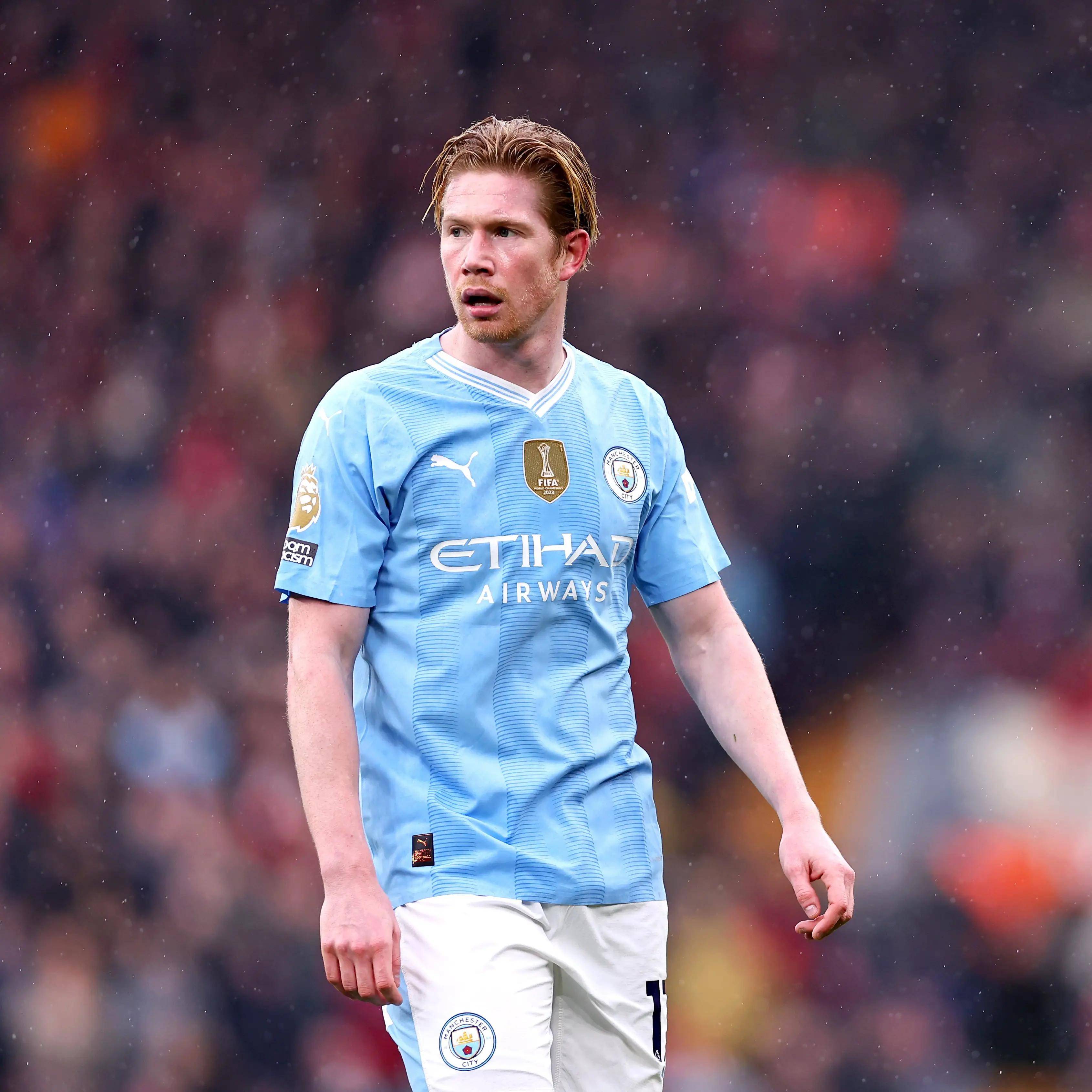 B席：上赛季的表现并不如愿，新赛季我们想提升自己争夺奖杯（B席：上季未尽如人意，新季力求提升冲击冠军）