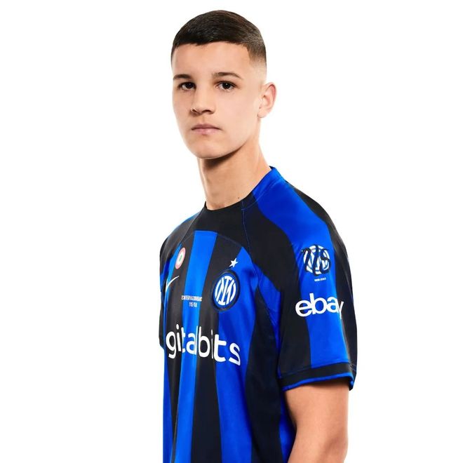 欧冠综合 ｜ 拜仁逆转葡体 国米不敌利物浦（欧冠综述：拜仁逆转葡萄牙体育，国米负于利物浦）