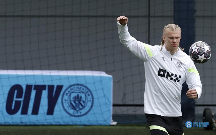 重返狼队？特劳雷或成救主！英超副班长向昔日功臣伸出橄榄枝（英超垫底队递橄榄枝，狼队旧将特劳雷或回归救火）